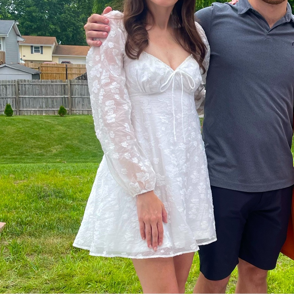Lulus white floral dress